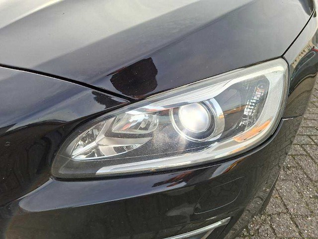 Volvo v60 2.4 d6 awd plug in hybrid summum automaat, 2-srz-17 - afbeelding 5 van  12