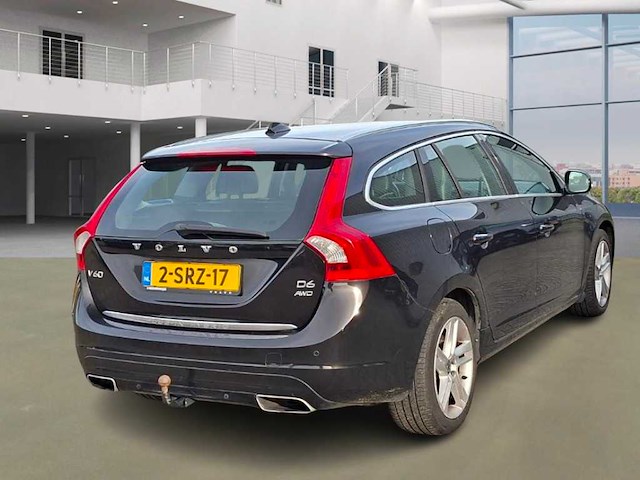 Volvo v60 2.4 d6 awd plug in hybrid summum automaat, 2-srz-17 - afbeelding 6 van  12