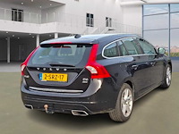 Volvo v60 2.4 d6 awd plug in hybrid summum automaat, 2-srz-17 - afbeelding 6 van  12