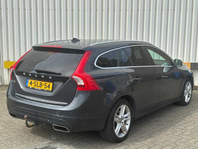 Volvo v60 2.4 d6 awd plug in hybrid summum automaat, 4-slb-54 - afbeelding 12 van  19
