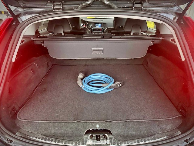 Volvo v60 2.4 d6 awd plug-in hybrid summum automaat 8-sjr-36 - afbeelding 10 van  18