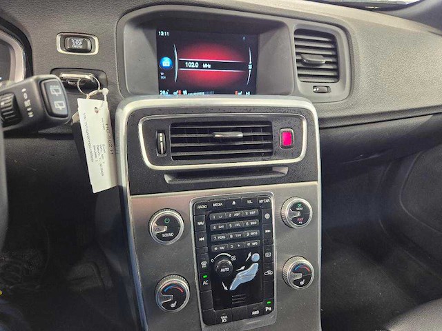 Volvo v60 2.4 d6 twin engine summum, hg-502-h - afbeelding 5 van  17