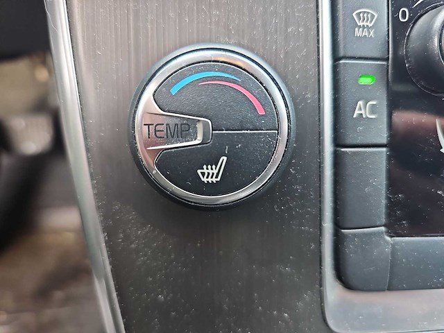 Volvo v60 3.0 t6 awd momentum | 07-rrv-3 i - afbeelding 11 van  28