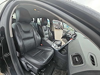 Volvo v60 3.0 t6 awd momentum | 07-rrv-3 i - afbeelding 18 van  28