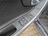 Volvo v60 3.0 t6 awd momentum | 07-rrv-3 i - afbeelding 25 van  28