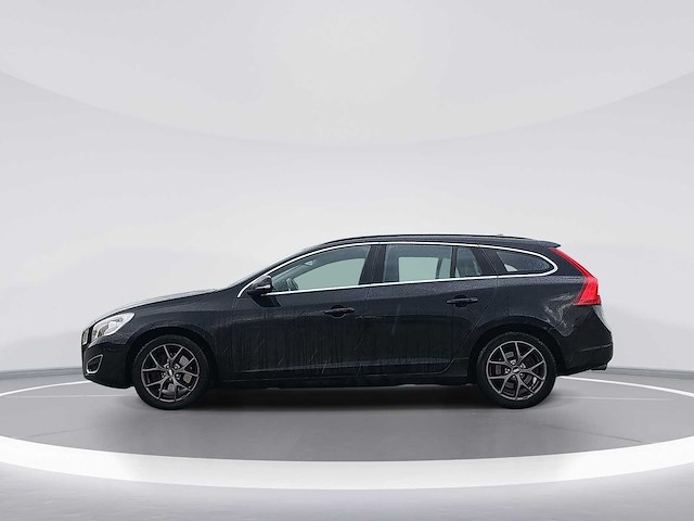 Volvo v60 3.0 t6 awd momentum | 07-rrv-3 i - afbeelding 13 van  14