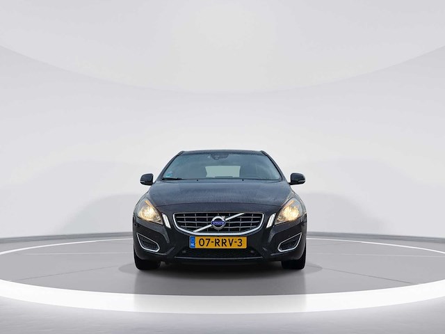 Volvo v60 3.0 t6 awd momentum | 07-rrv-3 i - afbeelding 11 van  14