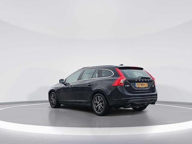 Volvo v60 3.0 t6 awd momentum | 07-rrv-3 i - afbeelding 14 van  14