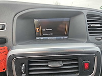 Volvo v60 3.0 t6 awd momentum | 07-rrv-3 i - afbeelding 6 van  19