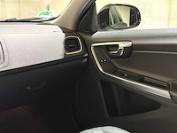 Volvo v60 cross country 2.0 d3 polar+ 150pk 2017, pt-351-g - afbeelding 20 van  40