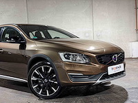 Volvo v60 cross country 2.0 d3 polar+ 150pk 2017, pt-351-g - afbeelding 38 van  40