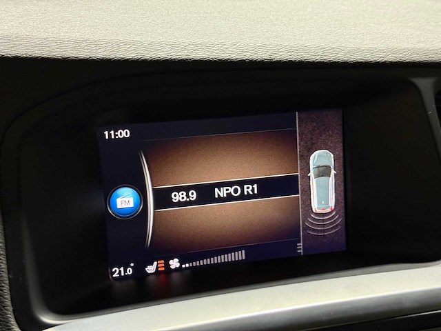 Volvo v60 cross country 2.0 d3 polar+ 150pk 2017, pt-351-g - afbeelding 16 van  40