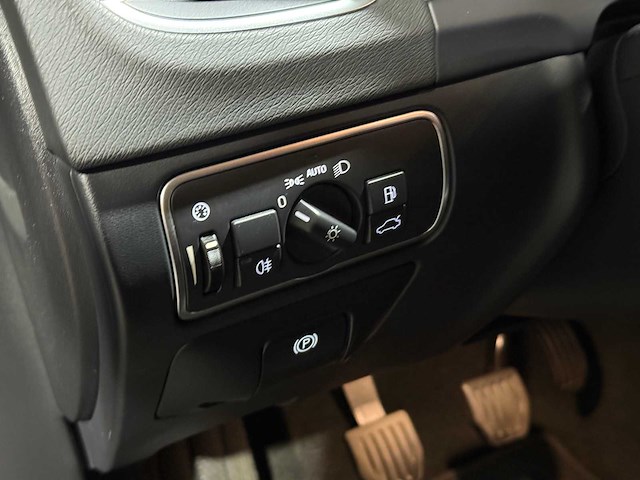 Volvo v60 cross country 2.0 d3 polar+ 150pk 2017, pt-351-g - afbeelding 10 van  40