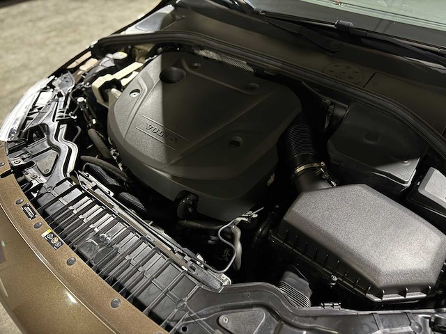 Volvo v60 cross country 2.0 d3 polar+ 150pk 2017, pt-351-g - afbeelding 29 van  40