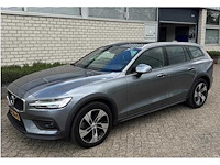 Volvo v60 cross country 2.0 d4 awd intro edition | zr-263-n i - afbeelding 1 van  49