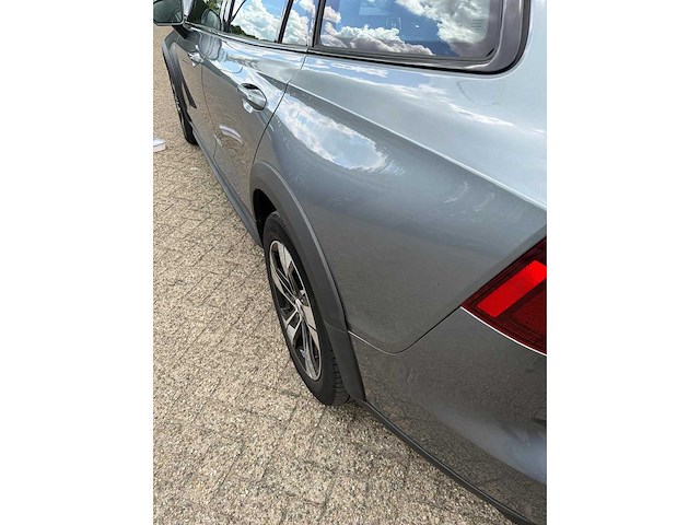 Volvo v60 cross country 2.0 d4 awd intro edition | zr-263-n i - afbeelding 44 van  49