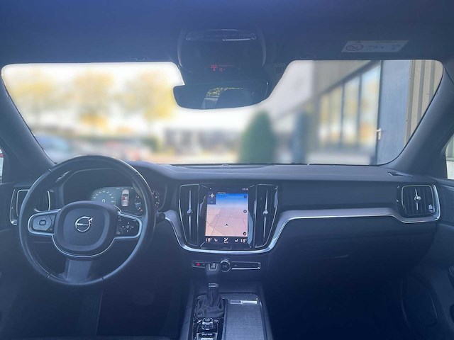 Volvo v60 cross country 2.0 t5 awd pro 2020 | ghb-09-h - afbeelding 21 van  28