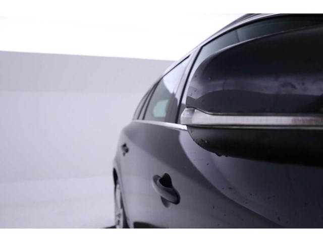 Volvo v60 d6 twin engine summum 2.4 220pk 2016, pj-943-v - afbeelding 2 van  33