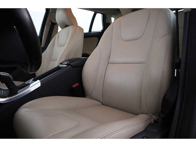 Volvo v60 d6 twin engine summum 2.4 220pk 2016, pj-943-v - afbeelding 14 van  33