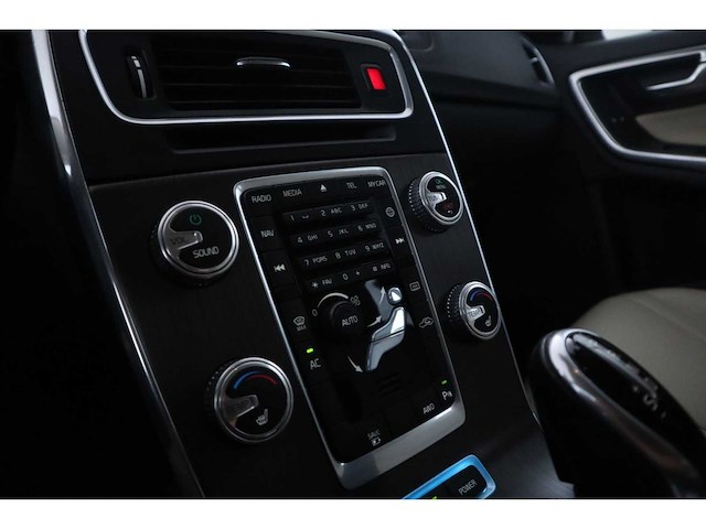 Volvo v60 d6 twin engine summum 2.4 220pk 2016, pj-943-v - afbeelding 18 van  33
