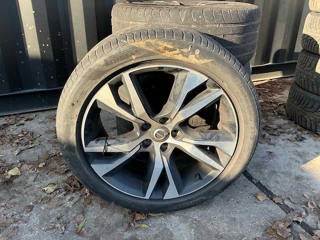 Volvo v60 ii velg (4x) - afbeelding 2 van  8