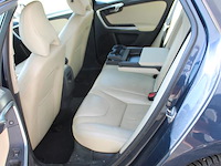 Volvo v60 plug in hybrid automaat met kenteken 5-shn-26 - afbeelding 3 van  19