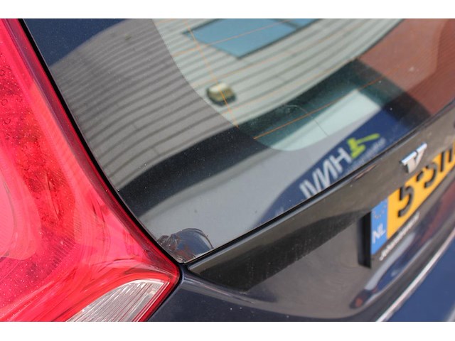 Volvo v60 plug in hybrid automaat met kenteken 5-shn-26 - afbeelding 5 van  19
