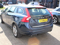 Volvo v60 plug in hybrid automaat met kenteken 5-shn-26 - afbeelding 13 van  19