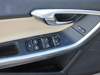 Volvo v60 plug in hybrid automaat met kenteken 5-shn-26 - afbeelding 19 van  19