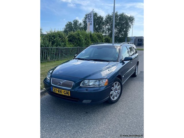 Volvo v70 - 2.4d | automaat | kenteken: 27-rk-gr - afbeelding 1 van  10