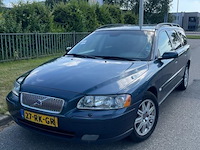 Volvo v70 - 2.4d | automaat | kenteken: 27-rk-gr - afbeelding 1 van  10
