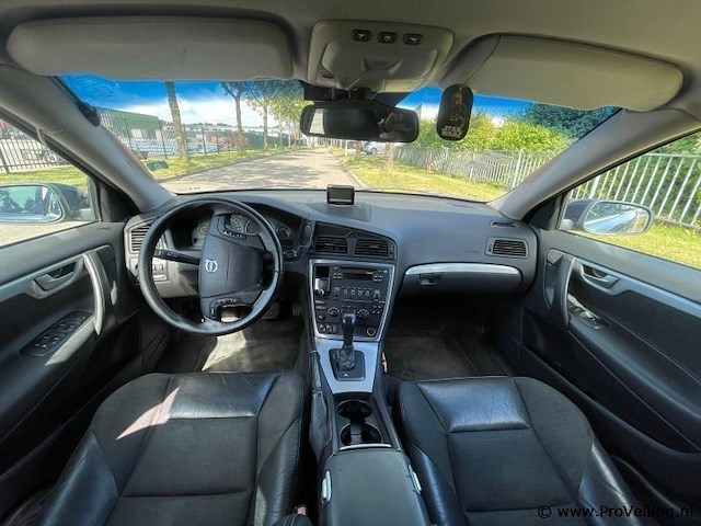 Volvo v70 - 2.4d | automaat | kenteken: 27-rk-gr - afbeelding 7 van  10