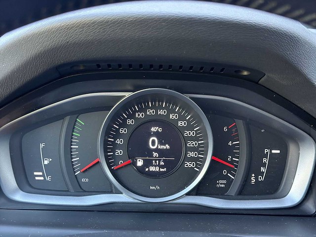 Volvo v70 1.6 d2 kinetic | 1-kzf-65 i - afbeelding 2 van  15