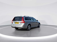 Volvo v70 1.6 d2 kinetic | 1-kzf-65 i - afbeelding 3 van  15