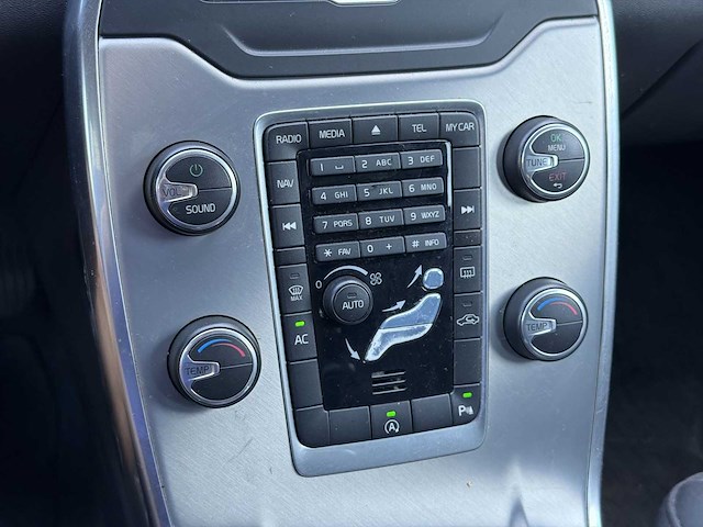 Volvo v70 1.6 d2 kinetic | 1-kzf-65 i - afbeelding 5 van  15