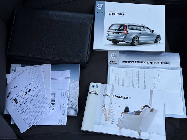 Volvo v70 1.6 d2 kinetic | 1-kzf-65 i - afbeelding 11 van  15