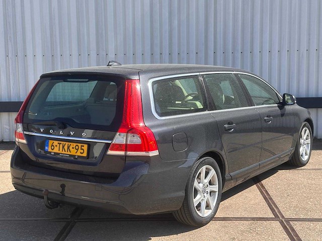 Volvo v70 1.6 d2 nordic plus automaat* 6-tkk-95 - afbeelding 3 van  9