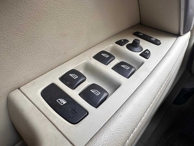 Volvo v70 1.6 d2 nordic plus automaat* 6-tkk-95 - afbeelding 4 van  13
