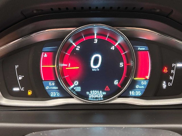 Volvo v70 1.6 d2 summum 2013 | 1-srf-52 - afbeelding 15 van  48