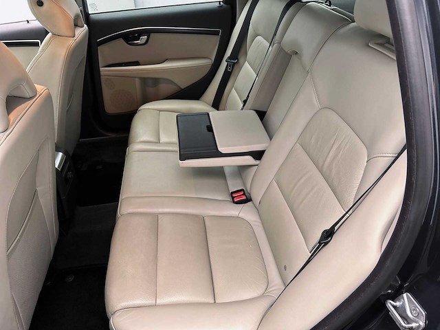Volvo v70 1.6 d2 summum 2013 | 1-srf-52 - afbeelding 26 van  48
