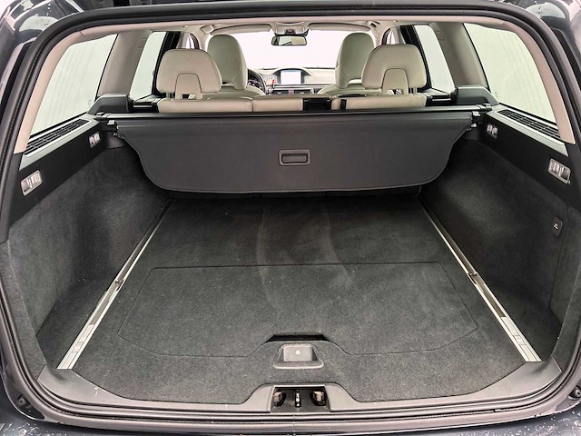 Volvo v70 1.6 d2 summum 2013 | 1-srf-52 - afbeelding 28 van  48