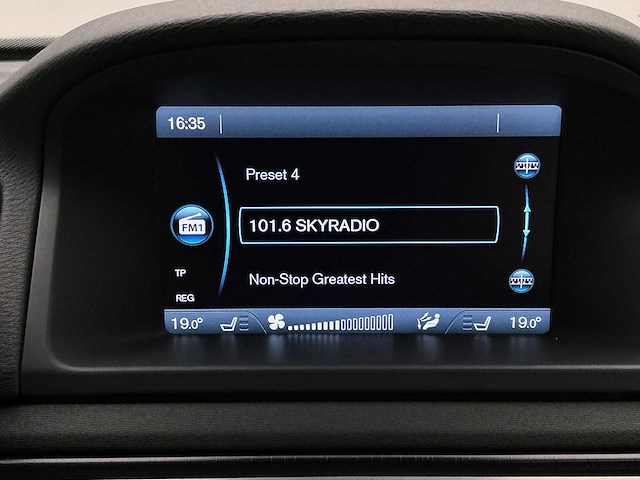 Volvo v70 1.6 d2 summum 2013 | 1-srf-52 - afbeelding 42 van  48