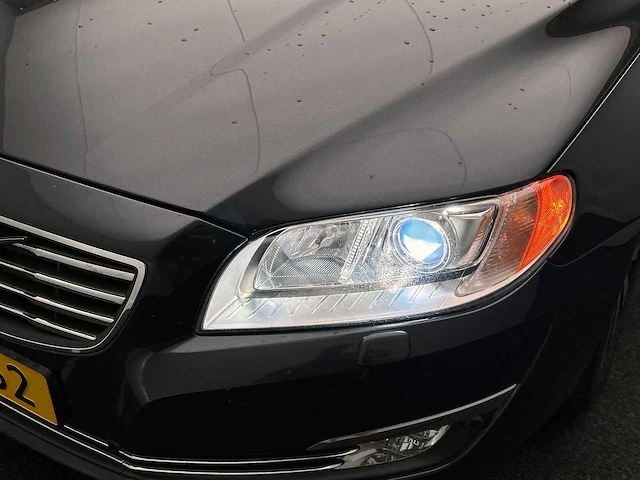 Volvo v70 1.6 d2 summum 2013 | 1-srf-52 - afbeelding 26 van  50