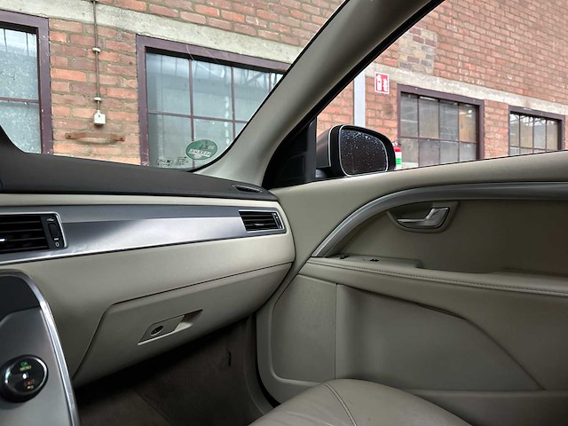 Volvo v70 1.6 t4 lim. edition 179pk 20011, 42-rrk-6 - afbeelding 24 van  63