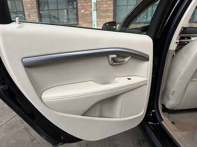 Volvo v70 1.6 t4 lim. edition 179pk 20011, 42-rrk-6 - afbeelding 30 van  63