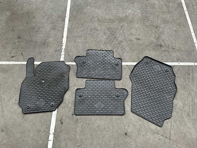 Volvo v70 1.6 t4 lim. edition 179pk 20011, 42-rrk-6 - afbeelding 37 van  63