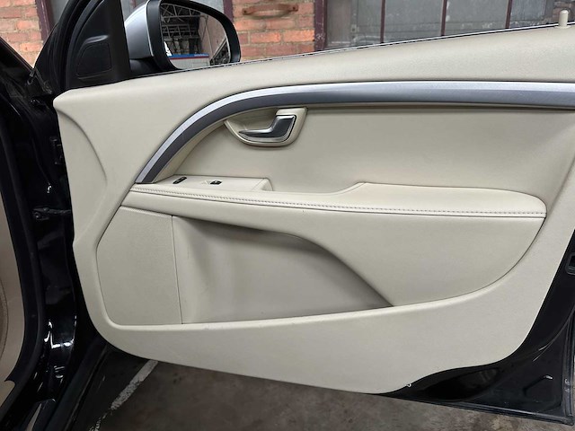 Volvo v70 1.6 t4 lim. edition 179pk 20011, 42-rrk-6 - afbeelding 42 van  63