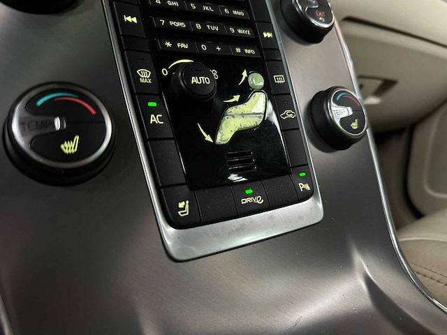 Volvo v70 1.6 t4 lim. edition 179pk 20011, 42-rrk-6 - afbeelding 20 van  63