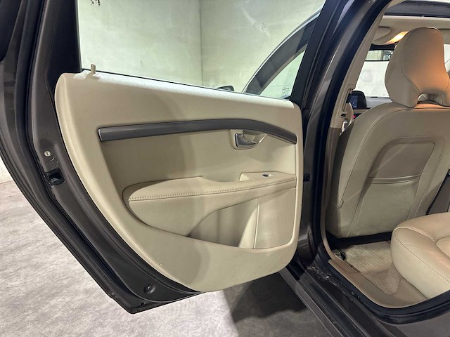 Volvo v70 1.6 t4 limited edition 179pk 2011 (origineel-nl), 60-skf-2 - afbeelding 34 van  58