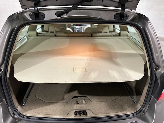 Volvo v70 1.6 t4 limited edition 179pk 2011 (origineel-nl), 60-skf-2 - afbeelding 40 van  58